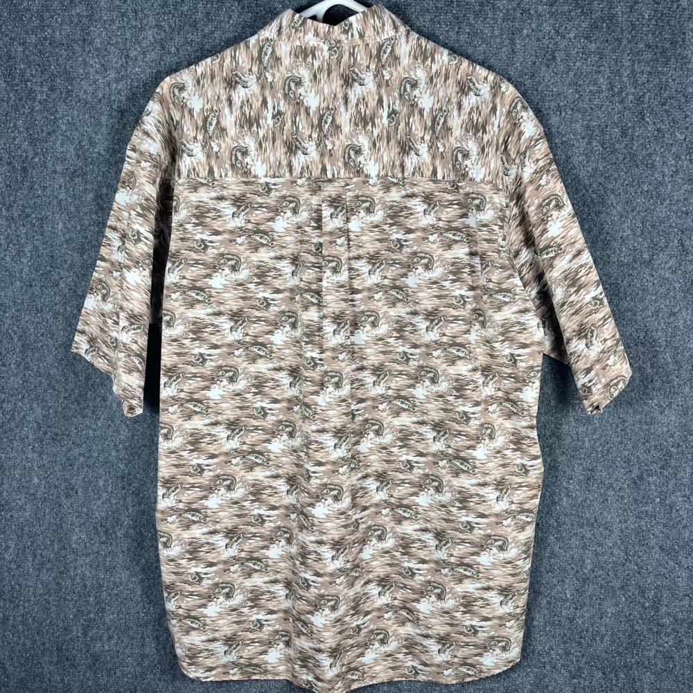 Columbia Button Down Shirt Mens XL Brown Bass Fish Print Camo Short Sleeve - Picture 5 of 7